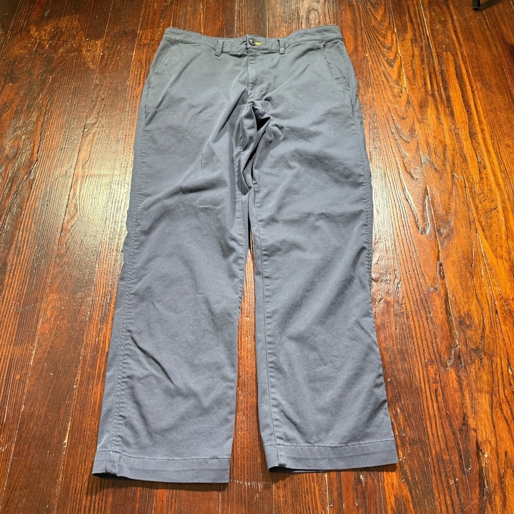 LL Bean Pants Mens 35x29 Gray Comfort Stretch Chino Straight Leg Coolmax Lycra